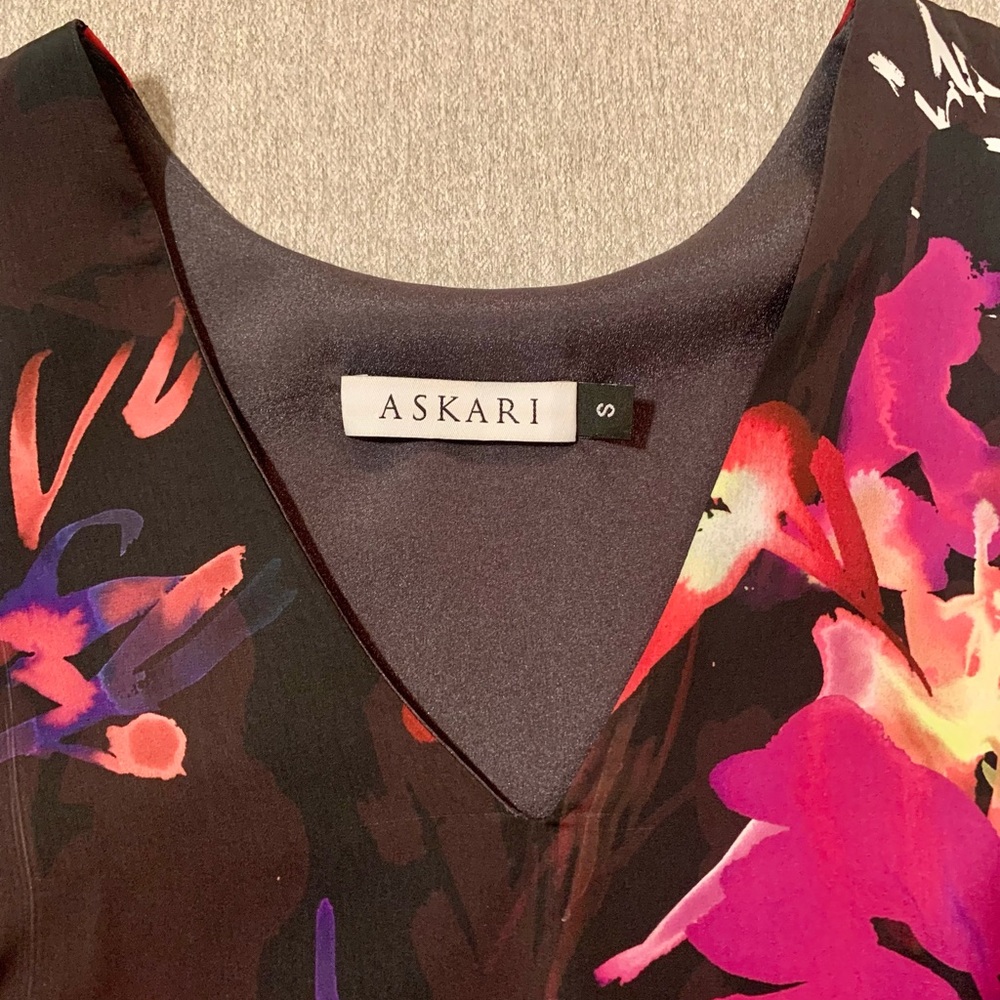 Askari Peplum Sleeveless Top View 4